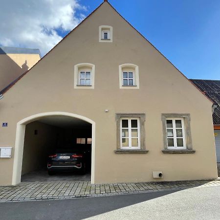 Apartment In Zentraler Lage Mit Privatparkplatz グラーフェンヴェーア エクステリア 写真